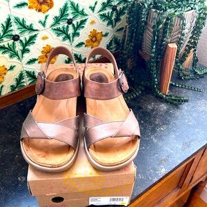 Sofft Galiana Sandals Sz 8.5
